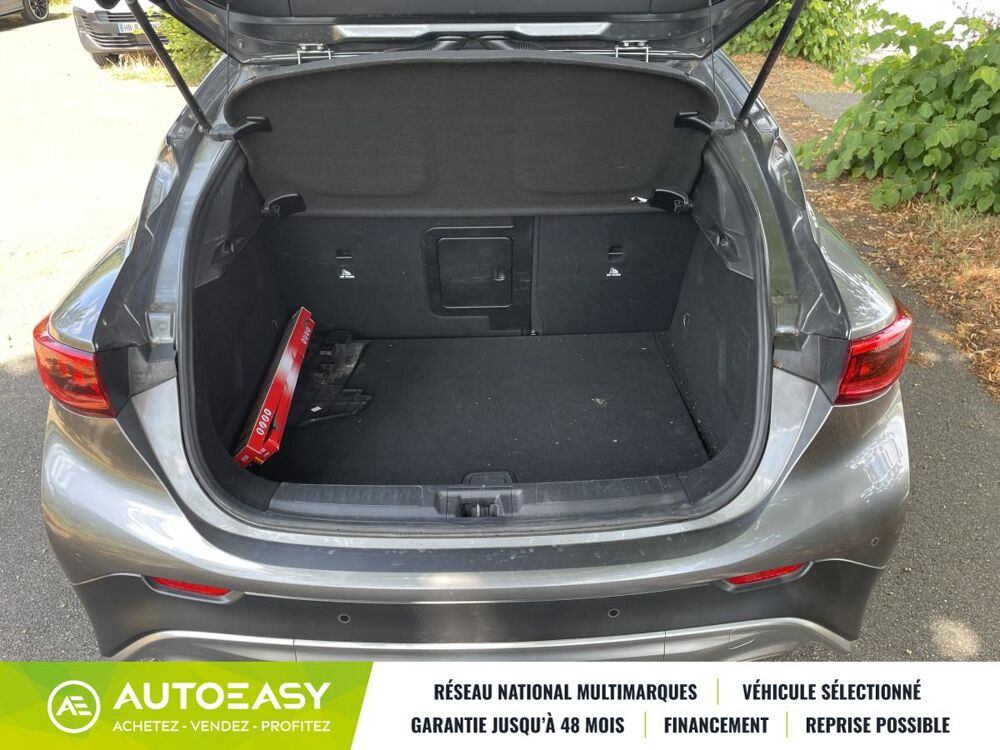 QX30 2.0 T LUXE TECH 211 / AWD / BOITE AUTO / TOIT PANORAMIQUE / 2019 occasion 78380 Bougival