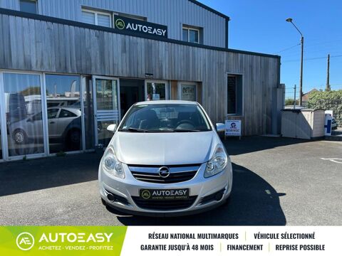 Corsa 1.2 80CV / COSMO / CHAINE DE DISTRIBUTION / ENTRETIEN A JOUR 2007 occasion 79000 NIORT