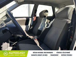 Priora 1.6 98cv 2012 occasion 84260 Sarrians