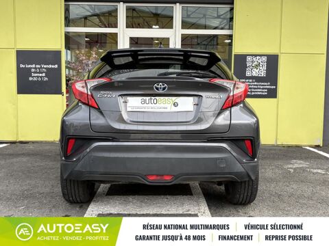 C-HR 122h Hybride Dynamic 2WD E-CVT // Boite automatique 2019 occasion 97122 Baie-Mahault