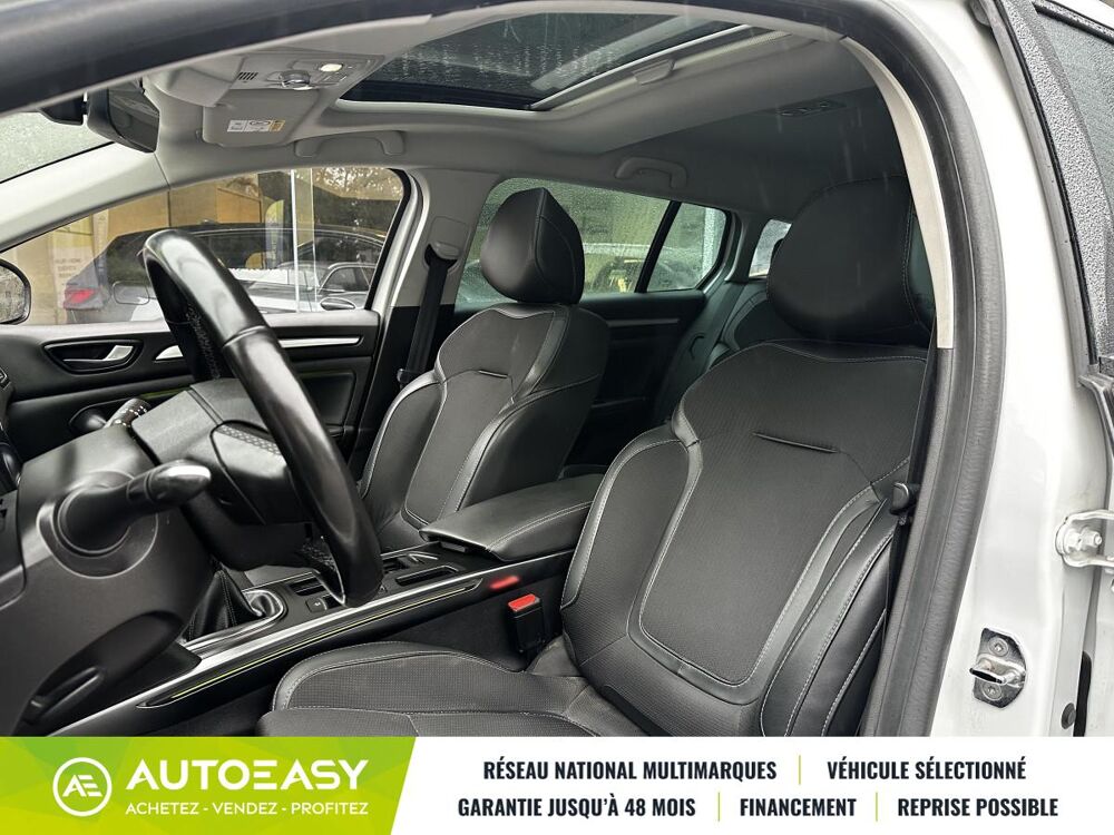 M&eacute;gane 1.3 Tce 140ch Business Intens Attelage / Toit ouvrant / Entr 2020 occasion 44470 Carquefou