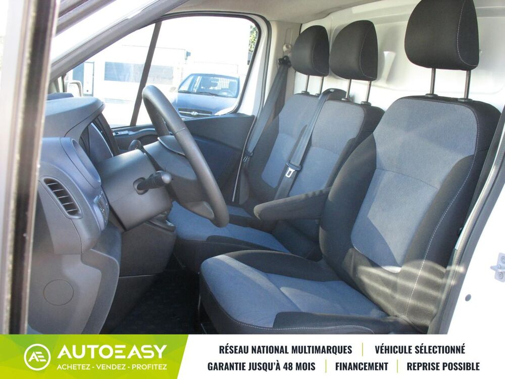 Vivaro 1.6 CDTI 120 A CHAINE DISTRIBUTION 2016 occasion 29000 Quimper