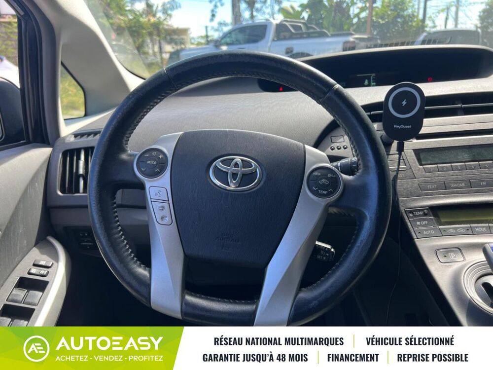Prius III 1.8 VVT-i 16V 136 Hybrid CVT 99 cv 2011 occasion 97460 Saint-Paul
