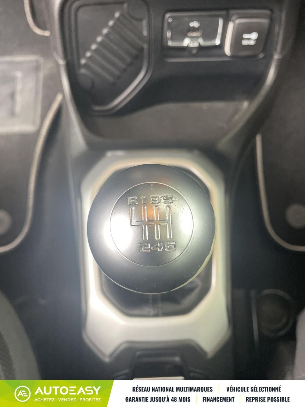 Renegade 1.4 TURBO MULTIAIR LIMITED 2WD 140 2015 occasion 78380 Bougival