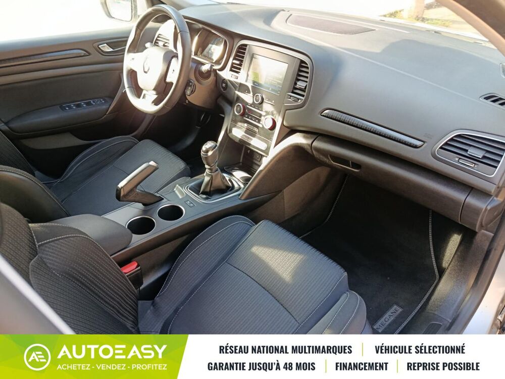 M&eacute;gane IV 1.2 TCe 100 ch ZEN - Radars - Camera - Suivi Complet Rena 2016 occasion 83000 Toulon