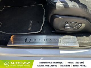 XJ 3.0 V6 Luxe Premium / ENTRETIEN OK / DISTRIBUTION OK / VIDAN 2013 occasion 69120 Vaulx-en-Velin