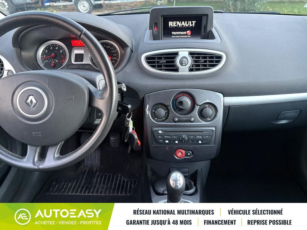 Clio 3 1.2 16V 75 eco2 TomTom Live 2011 occasion 69120 Vaulx-en-Velin
