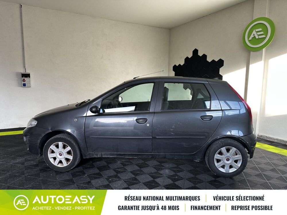 Punto 1.2 8v 60ch Cult II 5p 2009 occasion 84260 Sarrians