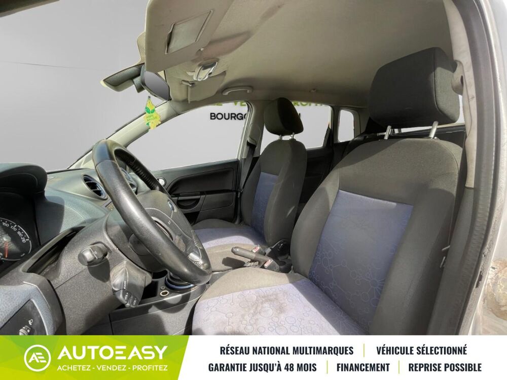 Fiesta 1.4 TDCI / 68 CH / IDEALE JEUNE CONDUCTEUR 2008 occasion 38300 Bourgoin-Jallieu