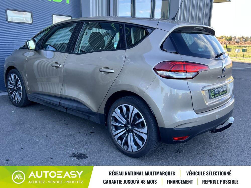 Sc&eacute;nic IV 1.2 Tce 115 cv LIFE / 1&egrave;re Main / Attelage 2017 occasion 03000 Avermes