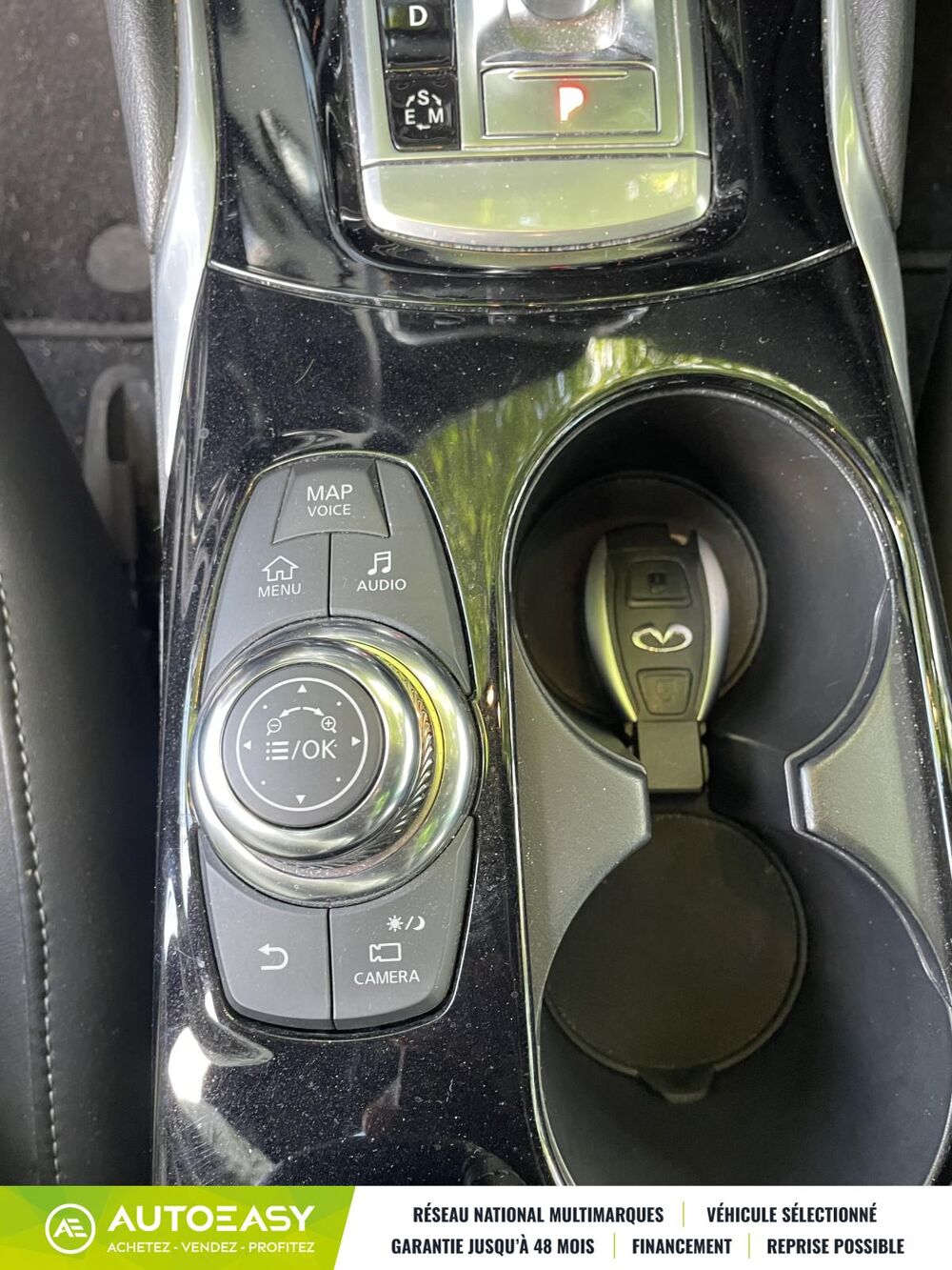 QX30 2.0 T LUXE TECH 211 / AWD / BOITE AUTO / TOIT PANORAMIQUE / 2019 occasion 78380 Bougival