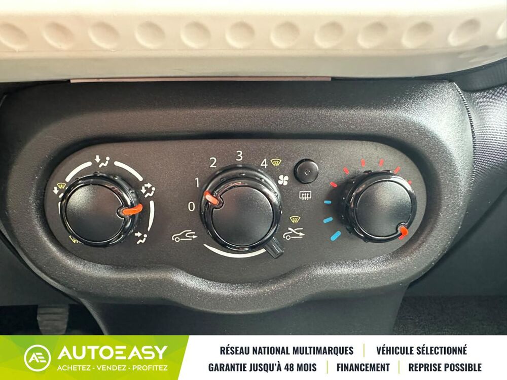 Twingo III Phase 2 1.0 SCe 12V S&S 65 CV * LIFE * IDEAL JEUNE PERMI 2020 occasion 33185 Le Haillan