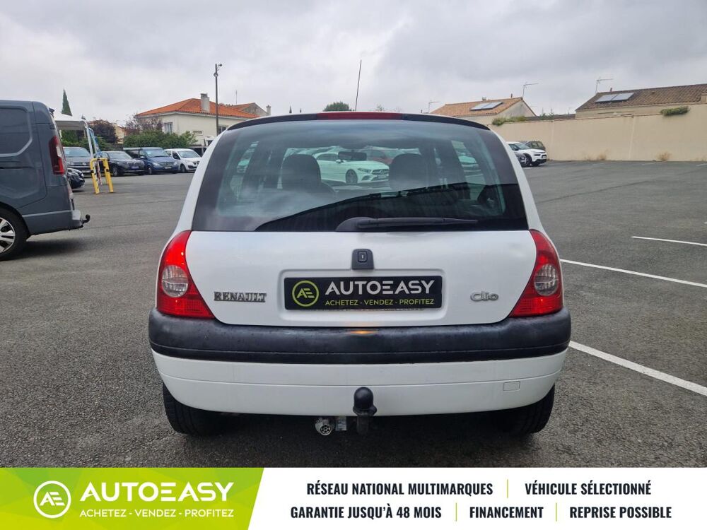 Clio II 5 Portes 1.2 i 60 / BON ETAT / ENTRETIEN COMPLET 1999 occasion 79000 NIORT