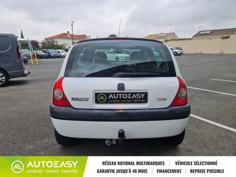 Clio II 5 Portes 1.2 i 60 / BON ETAT / ENTRETIEN COMPLET 1999 occasion 79000 NIORT