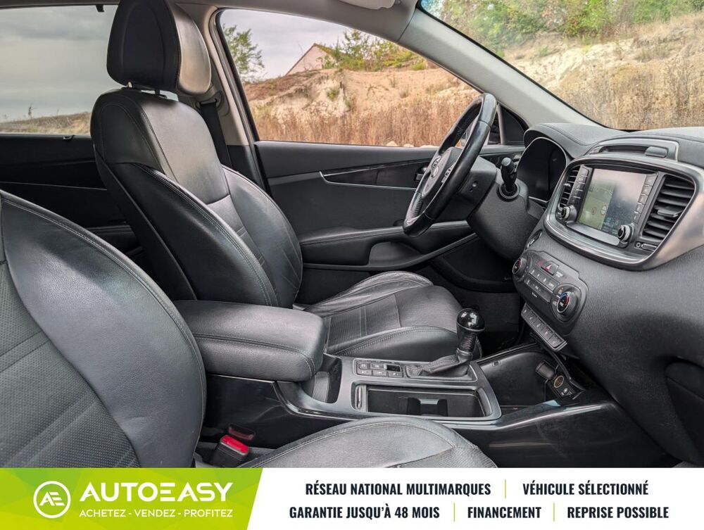 Sorento 2.2 crdi 200 cv 4X4 bva 7 places ultimate full option 2015 occasion 45240 La Fert&eacute;-Saint-Aubin
