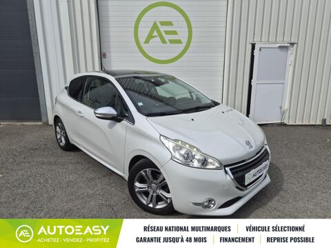 208 I 1.6 VTi 120 CV ALLURE * CARPLAY * CLIMATISATION * TOIT PAN 2014 occasion 33185 Le Haillan