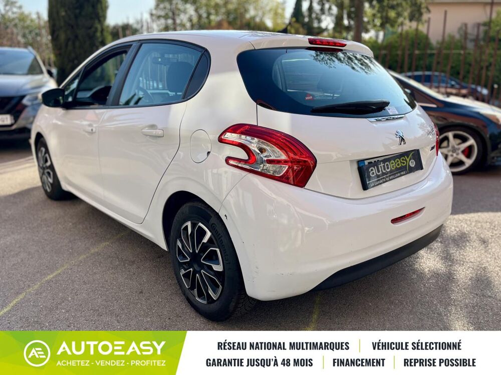 208 1.0 68cv 5P / Clim / GPS / Petit prix / 124000km / 2014 2014 occasion 13290 Aix-en-Provence