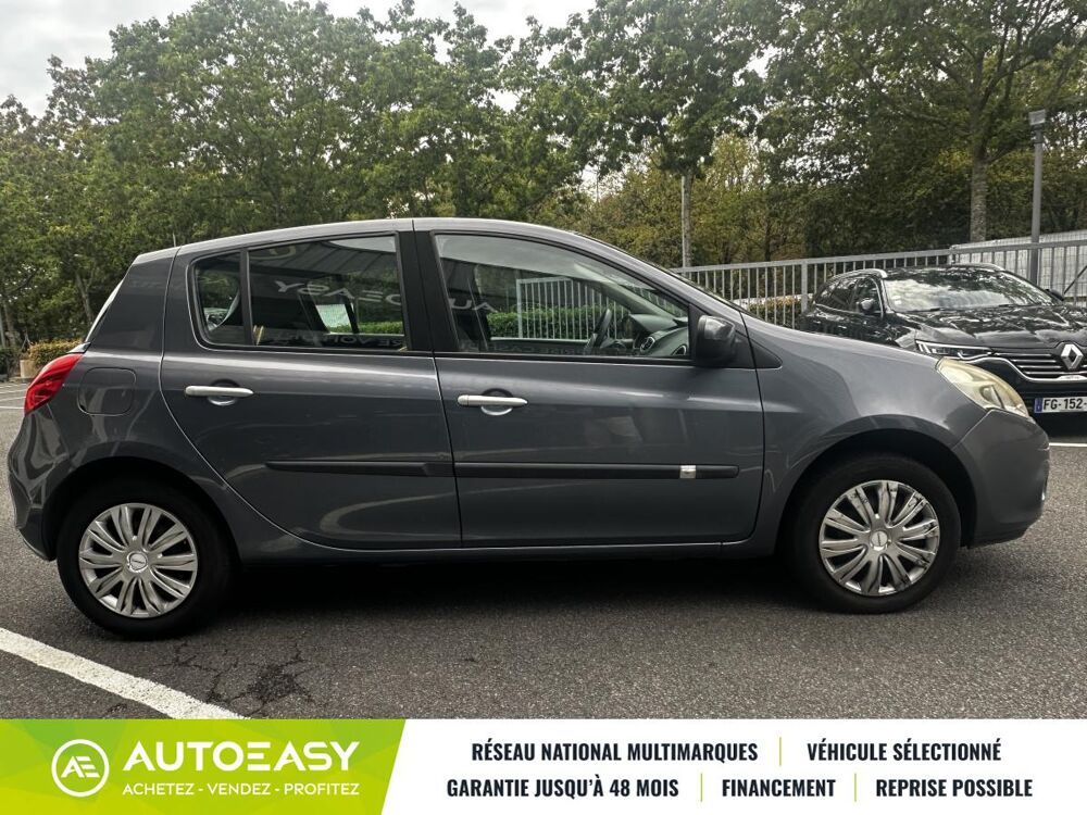 Clio III 1.5 Dci 75ch Expression 1&egrave;re main / Climatisation 2011 occasion 44470 Carquefou