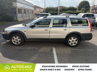 XC70 D5 Cross Country 185 ch / BVA / Attelage / Cabine Arri&egrave;re / 2006 occasion 69120 Vaulx-en-Velin