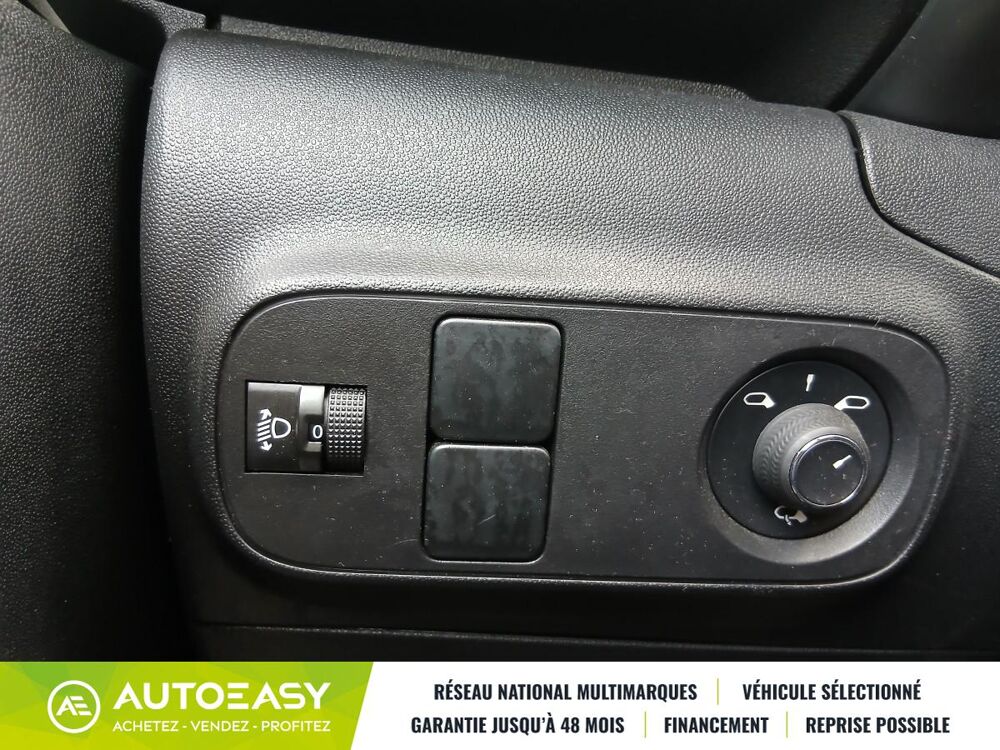 C3 1.2 THP 110cv EAT6 SHINE / DISTRIBUTION OK 2021 occasion 03000 Avermes