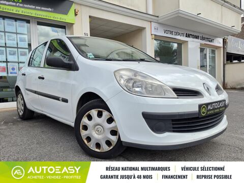 Clio 1.5 dCi 70 ch Authentique 5p Distribution ok Dossier d'entr 2008 occasion 91700 Sainte-Genevi&egrave;ve des Bois