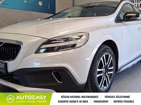 V40 D2 2.0 TDi 120 CROSS COUNTRY MOMENTUM PRO GEARTRONIC S&S / E 2019 occasion 34770 Gigean