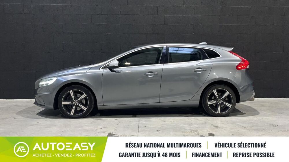 V40 D3 2.0 150cv R-DESIGN / SIEGES CUIR-ALCANTARA / RADARS AR / 2017 occasion 29850 GOUESNOU