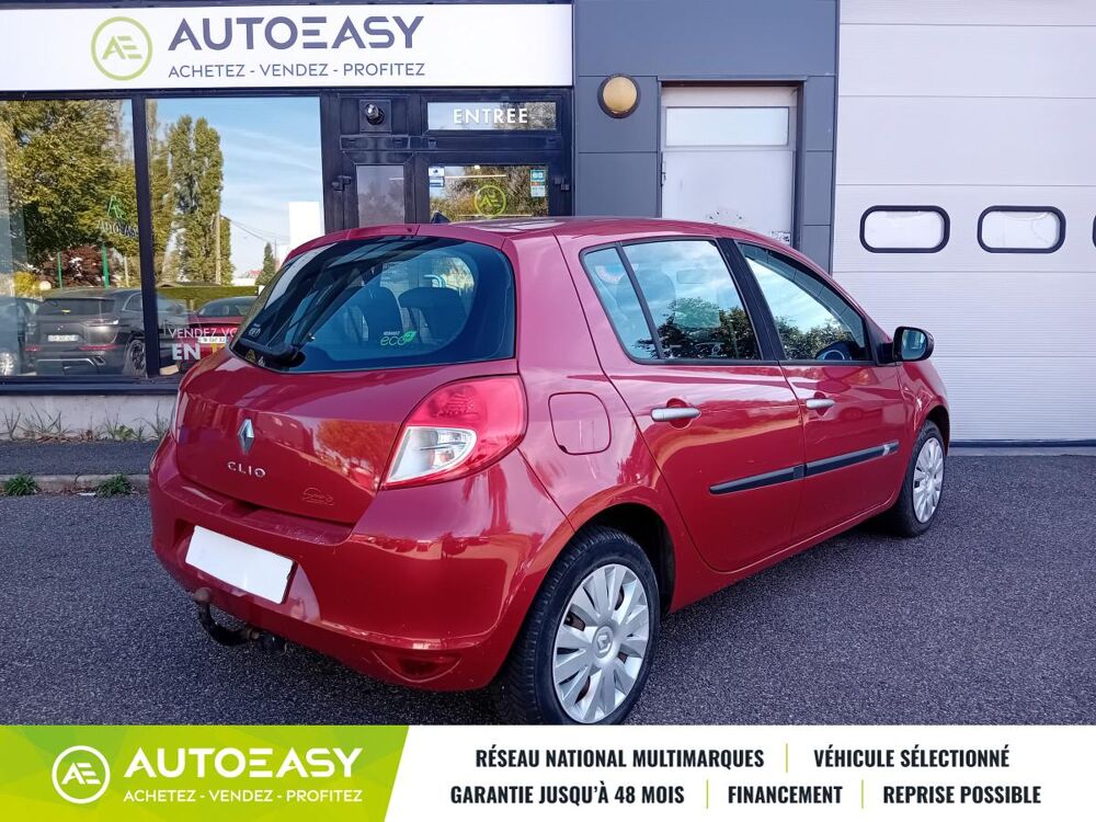 Clio 1.2 16v 75ch Expression 5p 2011 occasion 68390 Sausheim