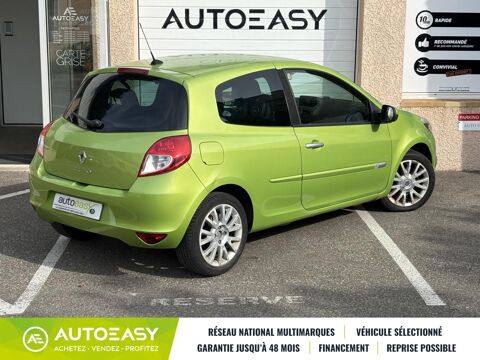 Clio 3 1.6 112 ch AUTHENTIQUE / ENTRETIEN COMPLET / BVA / KIT DE 2011 occasion 69120 Vaulx-en-Velin