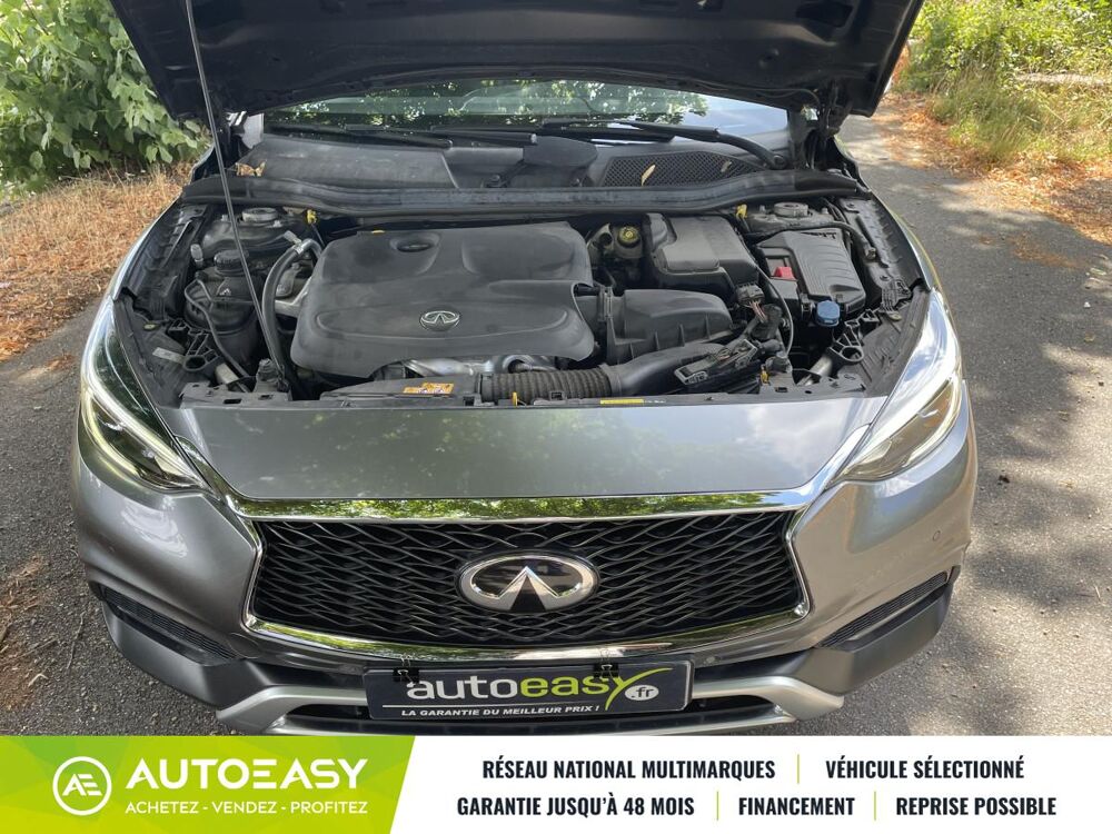 QX30 2.0 T LUXE TECH 211 / AWD / BOITE AUTO / TOIT PANORAMIQUE / 2019 occasion 78380 Bougival