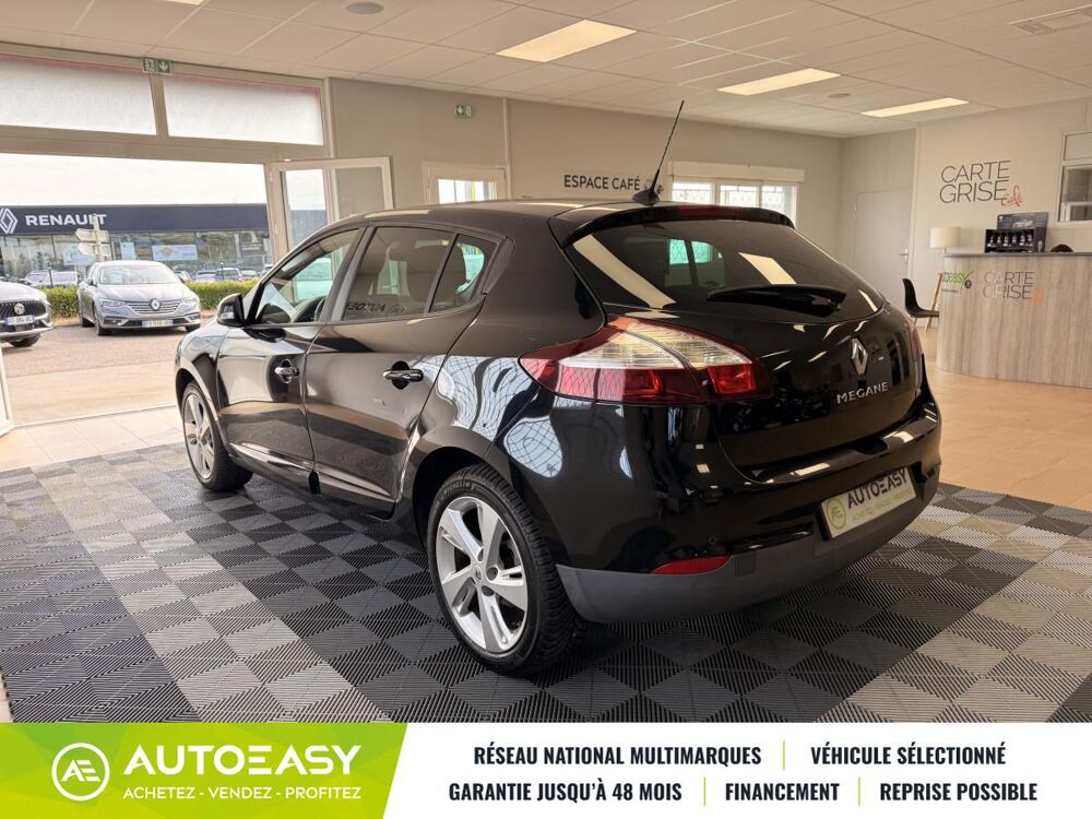 M&eacute;gane III PHASE 3 HATCHBACK 1.2 TCE 115 / LIMITED / 1ERE MAIN 2015 occasion 42120 LE COTEAU