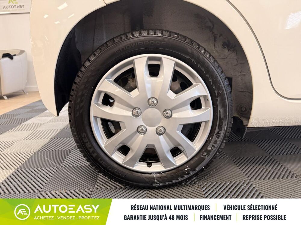 Aygo 5 PORTES Phase 2 1.0 VVTI 12V 72 / X PLAY APP / 1ERE MAIN 2019 occasion 42120 LE COTEAU