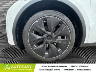 Model Y STANDARD RANGE / 299 CH / SOH 90.5% 2022 occasion 38300 Bourgoin-Jallieu