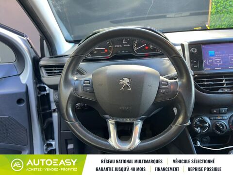 208 I Phase 2 1.2 THP 12V EAT6 S&S 110 cv ALLURE 2017 occasion 97460 Saint-Paul