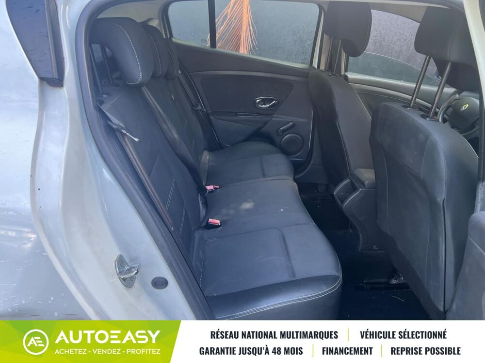 M&eacute;gane III Phase 3 Hatchback 1.5 dCi eco2 S&S 110 cv 2015 occasion 97460 Saint-Paul