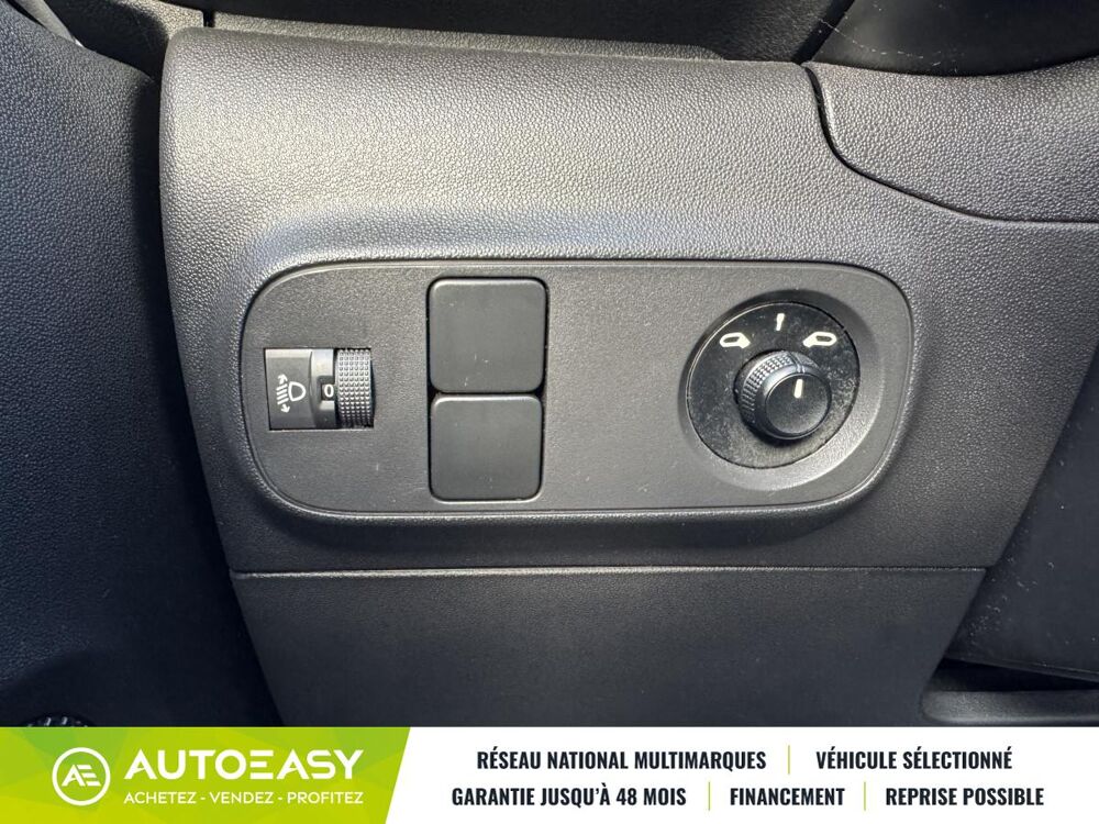 C3 III Phase 2 1.5 BlueHDi BVM6 102 cv FEEL PACK 2021 occasion 56000 Vannes