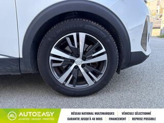 3008 1.6 PHEV e-EAT8 225 CH ALLURE PACK HYBRIDE 2022 occasion 56000 Vannes
