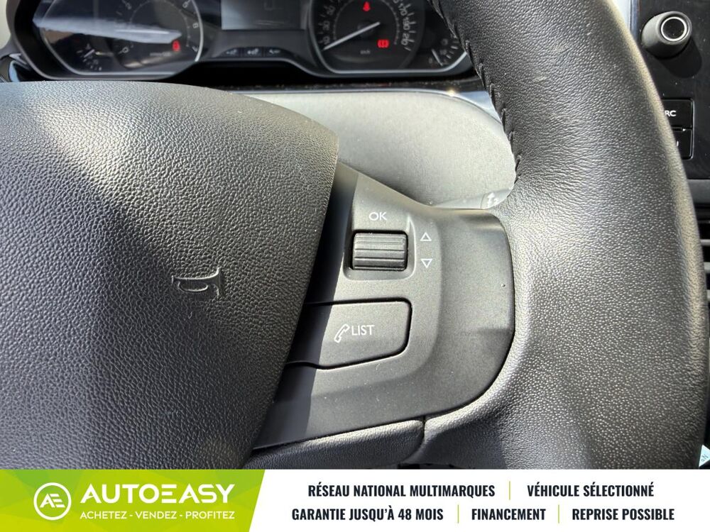 208 Phase 2 5 Portes 1.2 VTi 82 cv URBAN SOUL 2015 occasion 90400 SEVENANS
