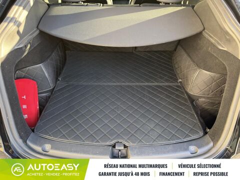 Model Y Performance AWD 534 ch Fran&ccedil;aise 1i&egrave;re main 2022 occasion 69120 Vaulx-en-Velin