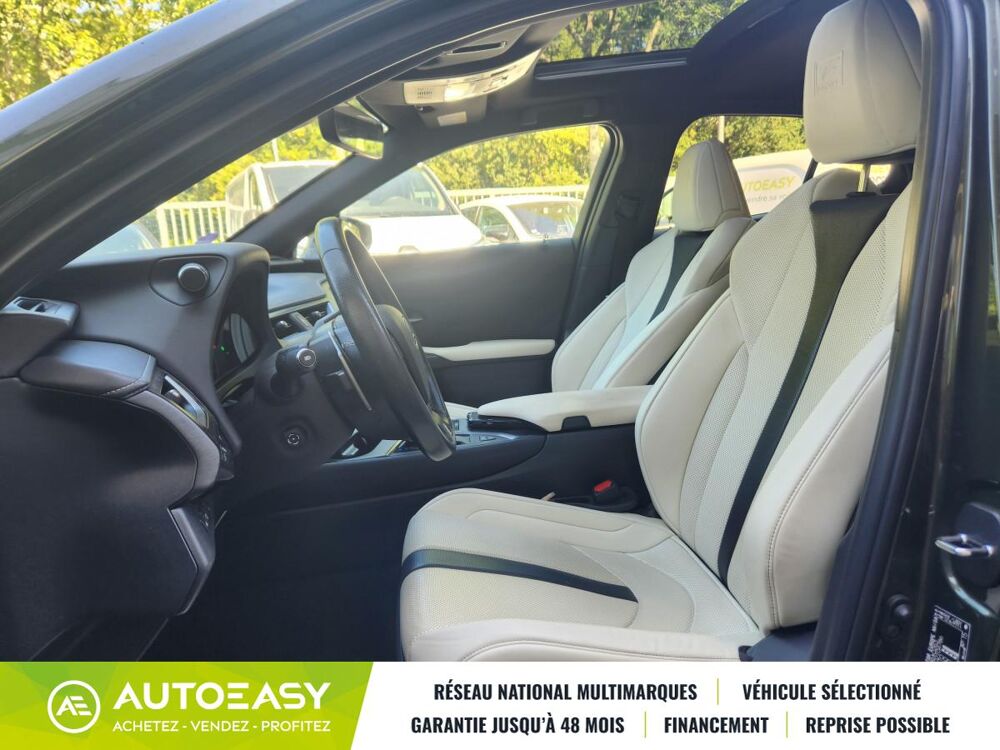 UX 250h F SPORT Executive Toit ouvrant 2022 occasion 44470 Carquefou