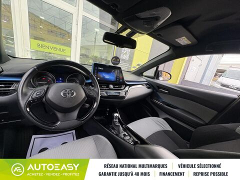 C-HR 122h Hybride Dynamic 2WD E-CVT // Boite automatique 2019 occasion 97122 Baie-Mahault
