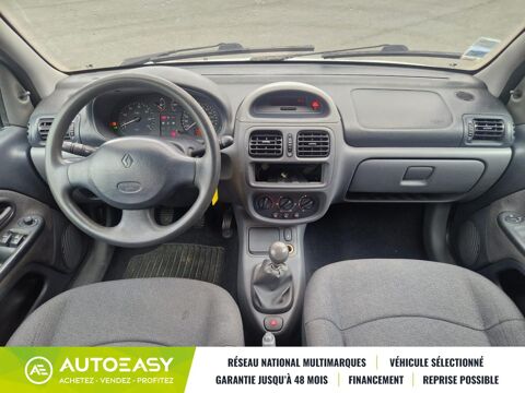 Clio II 5 Portes 1.2 i 60 / BON ETAT / ENTRETIEN COMPLET 1999 occasion 79000 NIORT