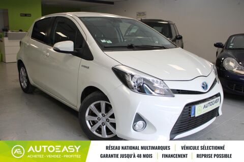 Toyota yaris III hybrid 100H Business 9990 euros