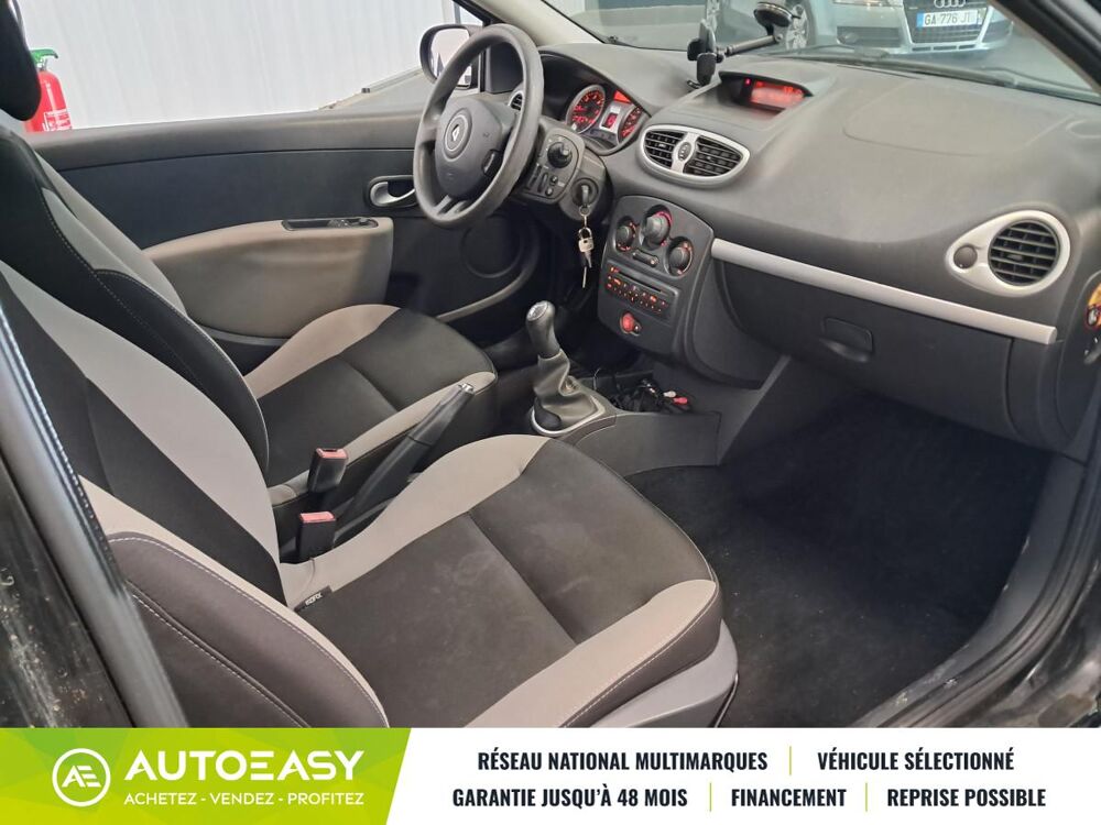 Divers III St&eacute; 1.5 dCi 75 G&eacute;n&eacute;rique 2 places - distribution neuve 2012 occasion 37270 Montlouis sur Loire