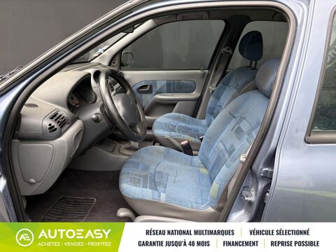 Clio II 5 Portes 1.4i 16V 98cv 2000 occasion 97460 Saint-Paul