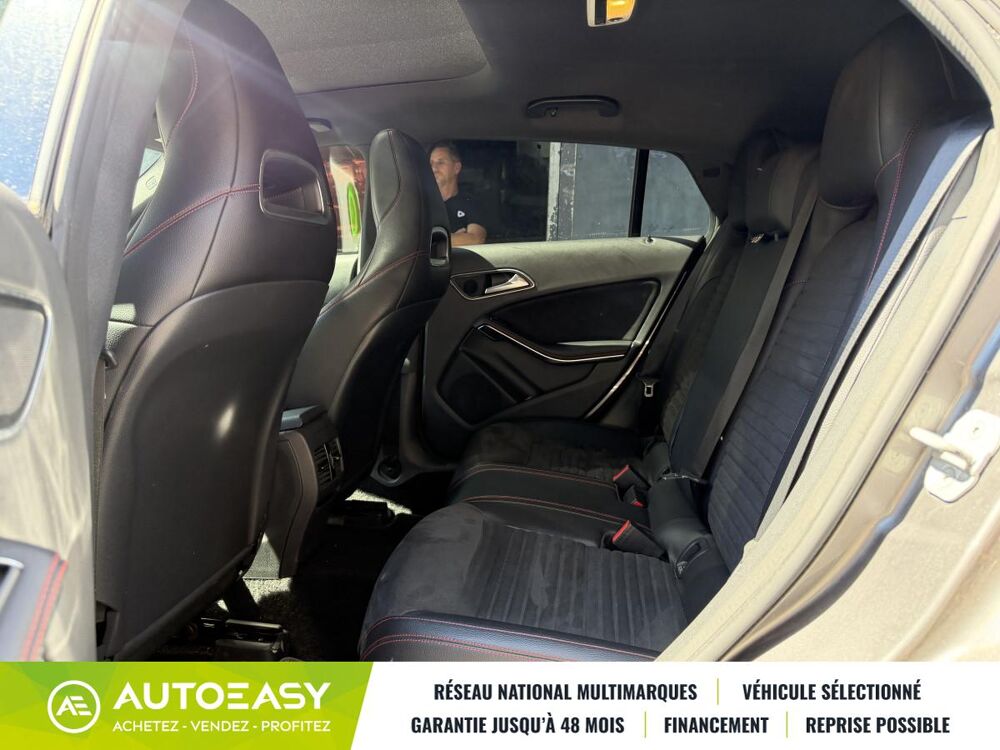 Classe CLA AMG 220 CDi 2.1 CDI 7G-DCT 177 cv / Origine France / CARPLAY 2015 occasion 13008 Marseille