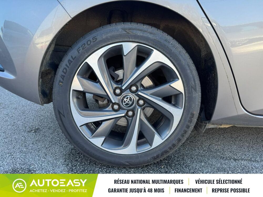 Auris Phase 2 1.8 VVT-i HSD CVT 136CV DESIGN 2016 occasion 56000 Vannes