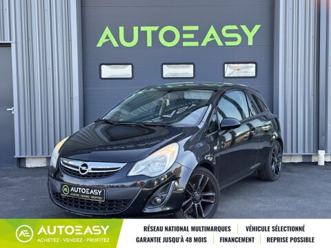 Opel corsa 1.4 i Twinport 100 cv COSMO 4990 euros