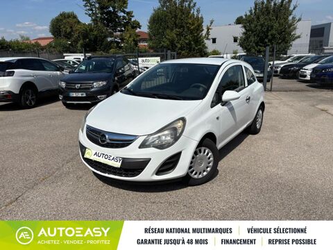 Opel corsa 1.0 / 65 ch / Essentia / Clim 5990 euros