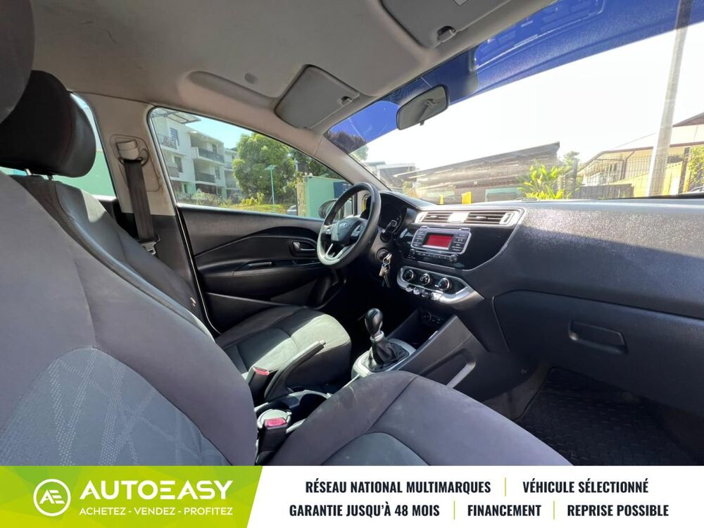 Rio III (IH) Phase 2 5 Portes 1.1 CRDi 12V 75 cv 2017 occasion 97354 Remire Montjoly